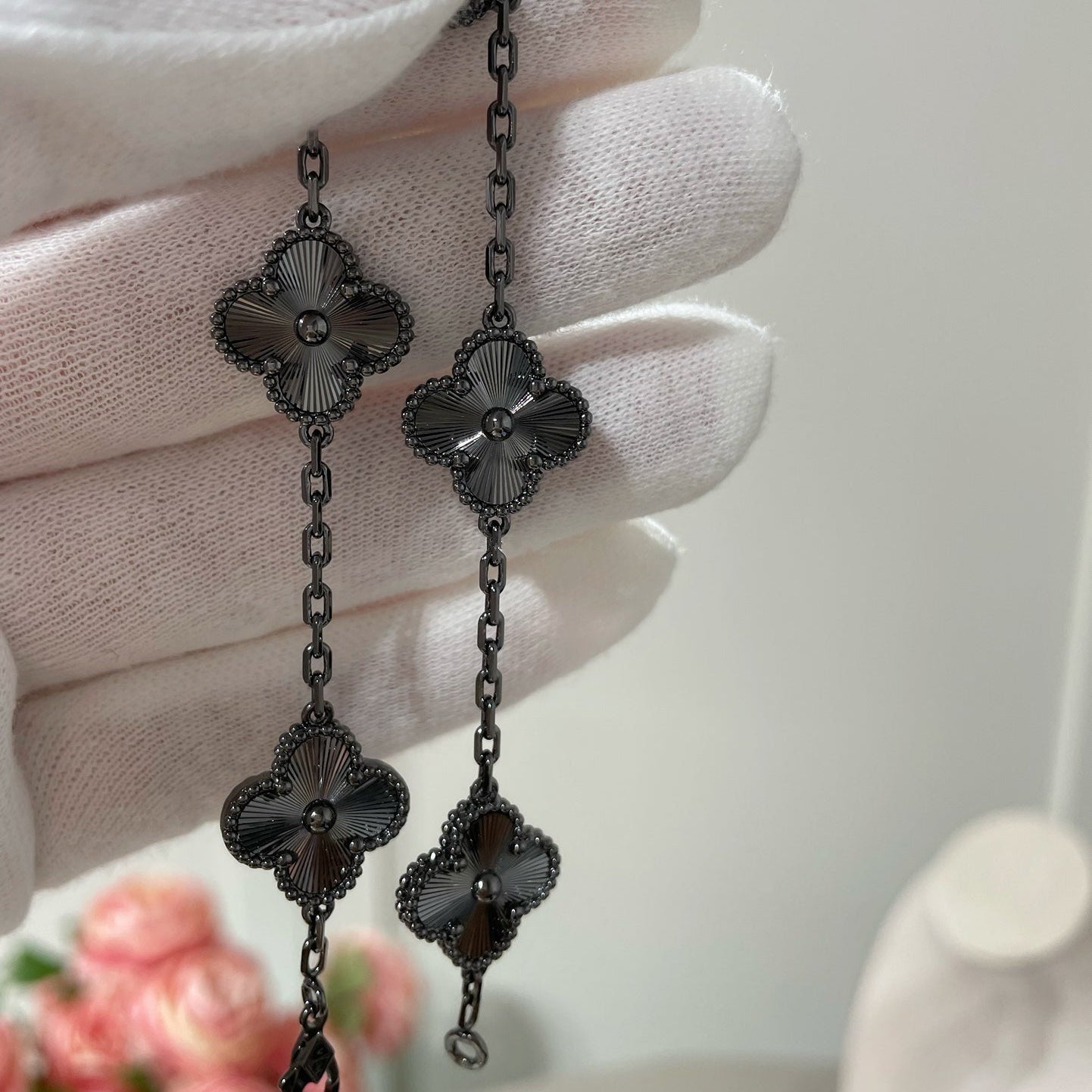 [Marins]CLOVER 5 MOTIF BLACK BRACELET