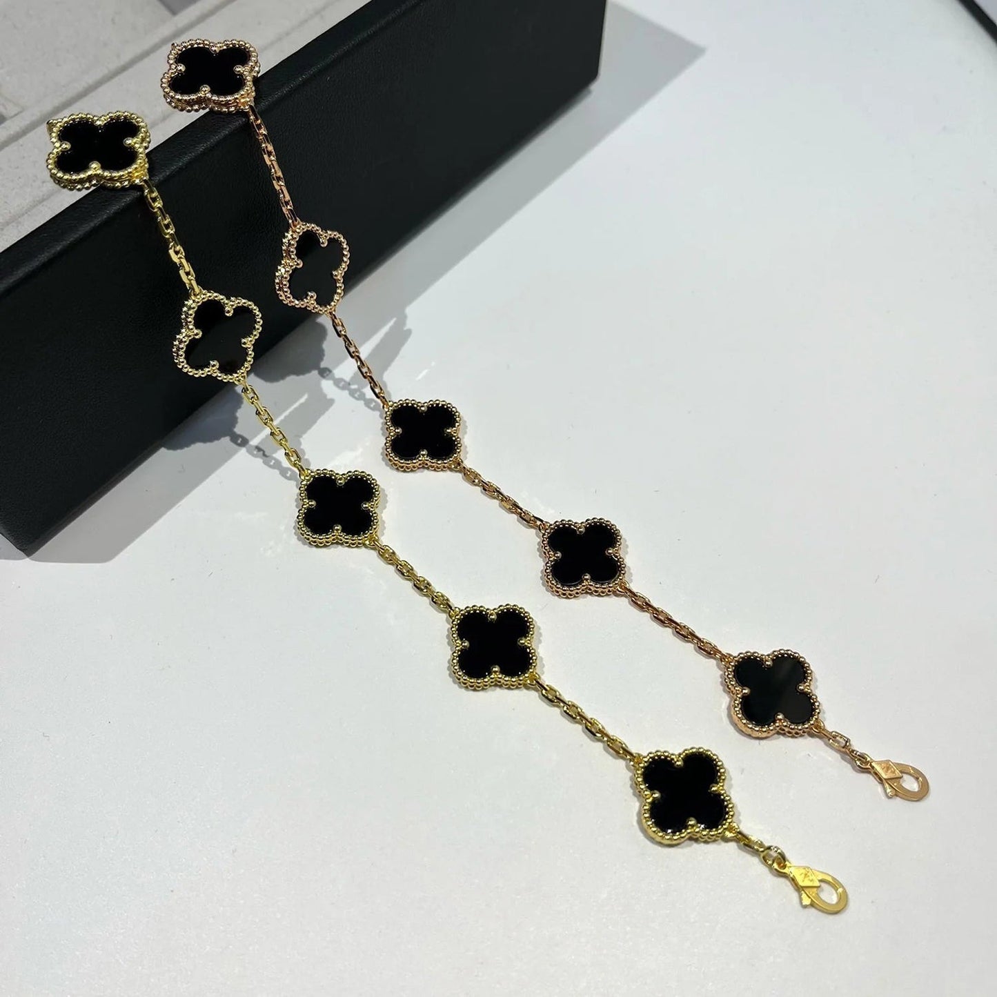 [Marins] CLOVER 5 MOTIF ONYXS BRACELET COLLECTION