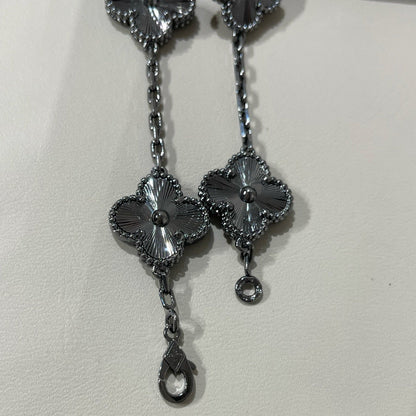 [Marins]CLOVER 5 MOTIF BLACK BRACELET