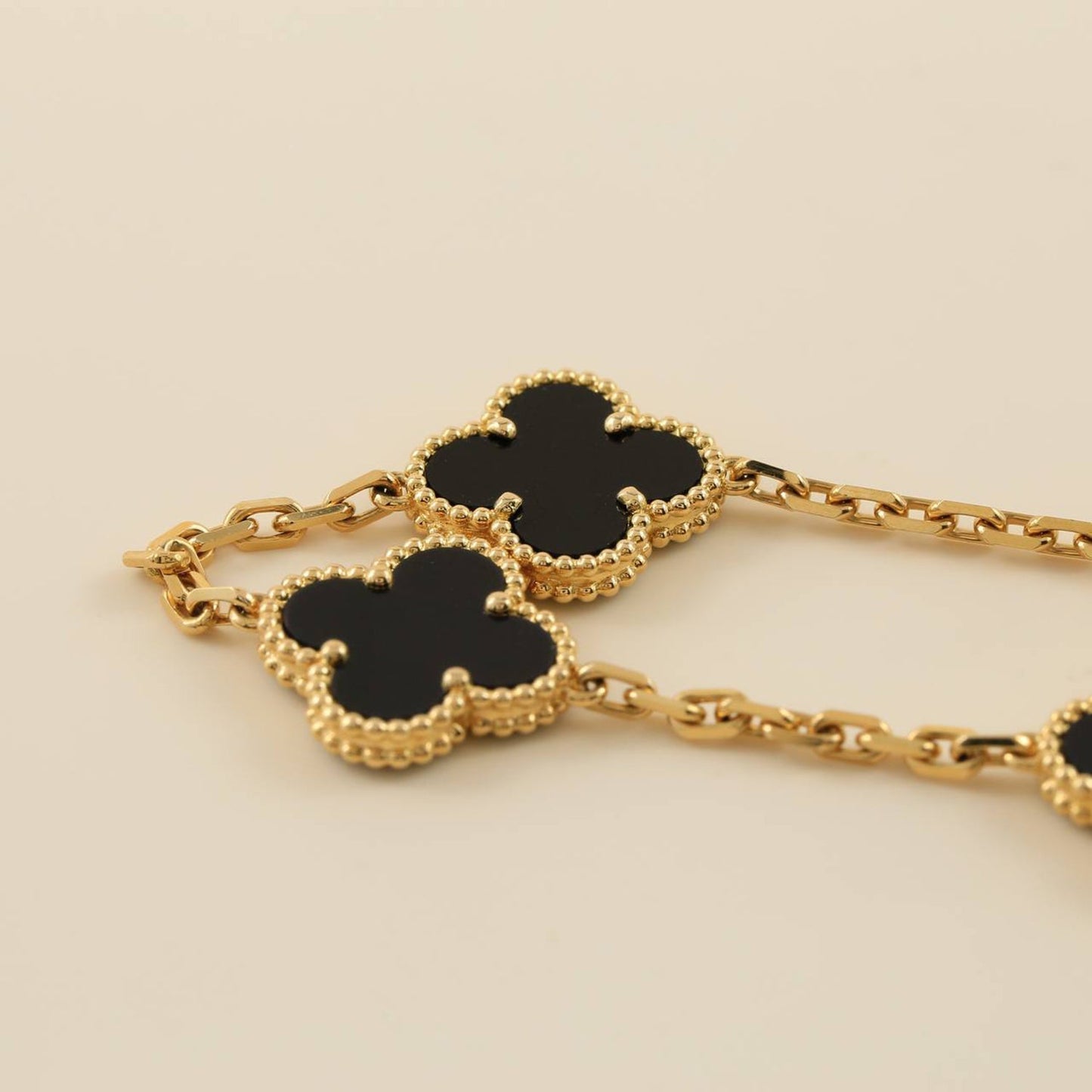 [Marins] CLOVER 5 MOTIF ONYXS BRACELET COLLECTION
