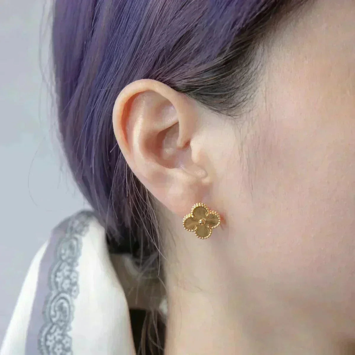 [Marins]CLOVER MEDIUM 1 MOTIFS LASER EARRINGS