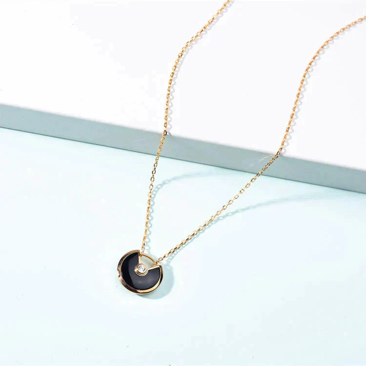 [Marins]AMULETTE GOLD CARNELIAN ONYX NECKLACE