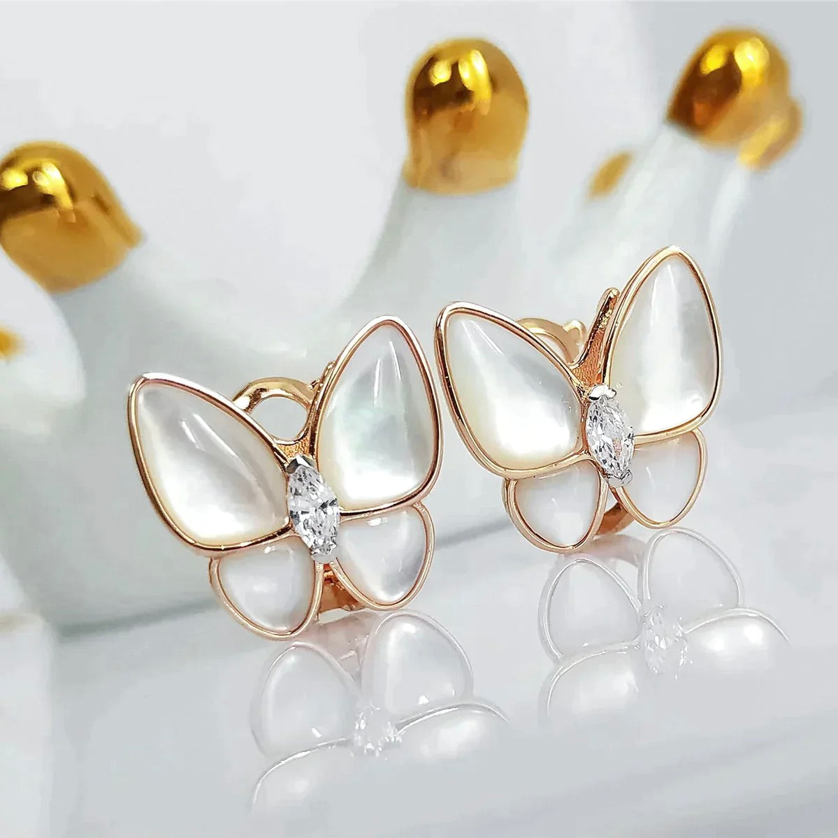 [Marins]BUTTERFLY MOP DIAMOND EARRINGS