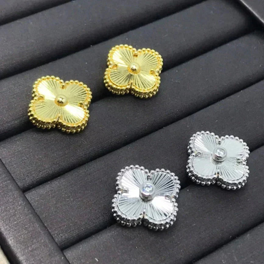 [Marins]CLOVER MINI 9.5MM LASER EARRINGS