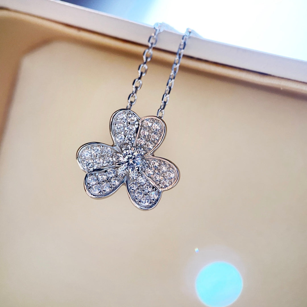 [Marins]CLOVER DIAMOND NECKLACE SILVER
