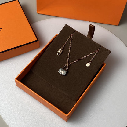 [Marins]CONSTANCE BLACK PEDANT PINK GOLD NECKLACE