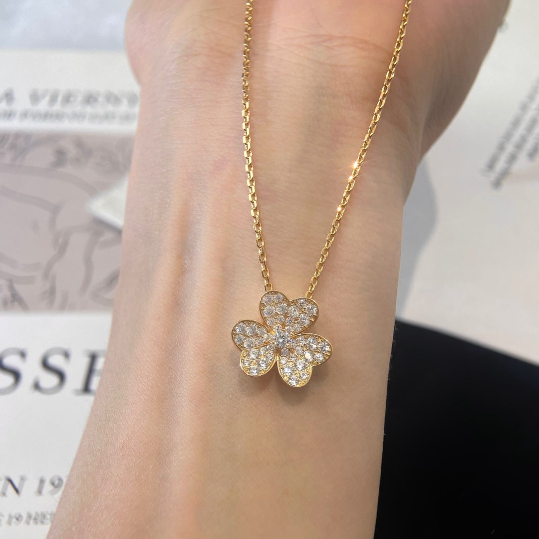 [Marins]FLOWER DIAMOND NECKLACE