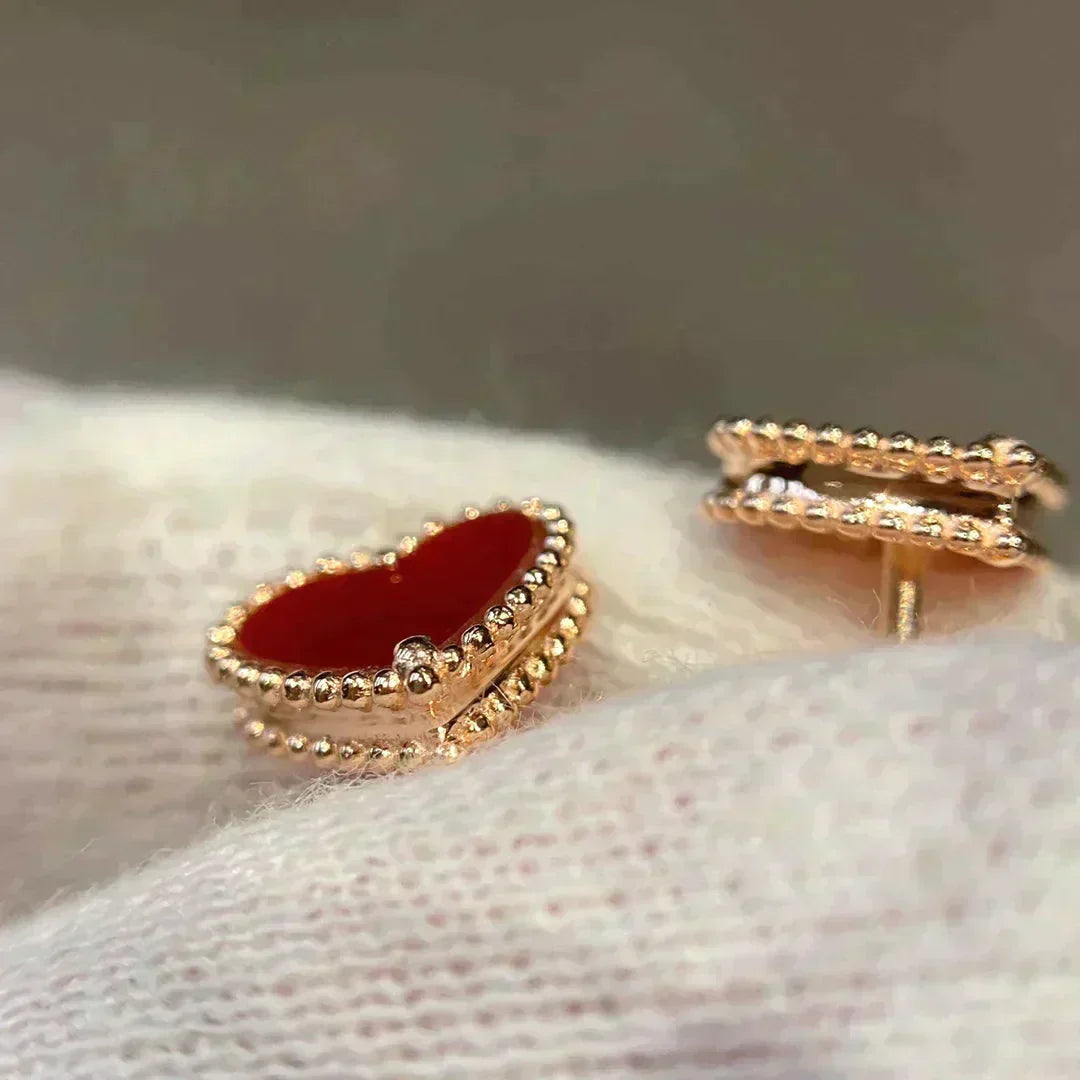 [Marins]HEART CARNELIAN STUD EARRINGS