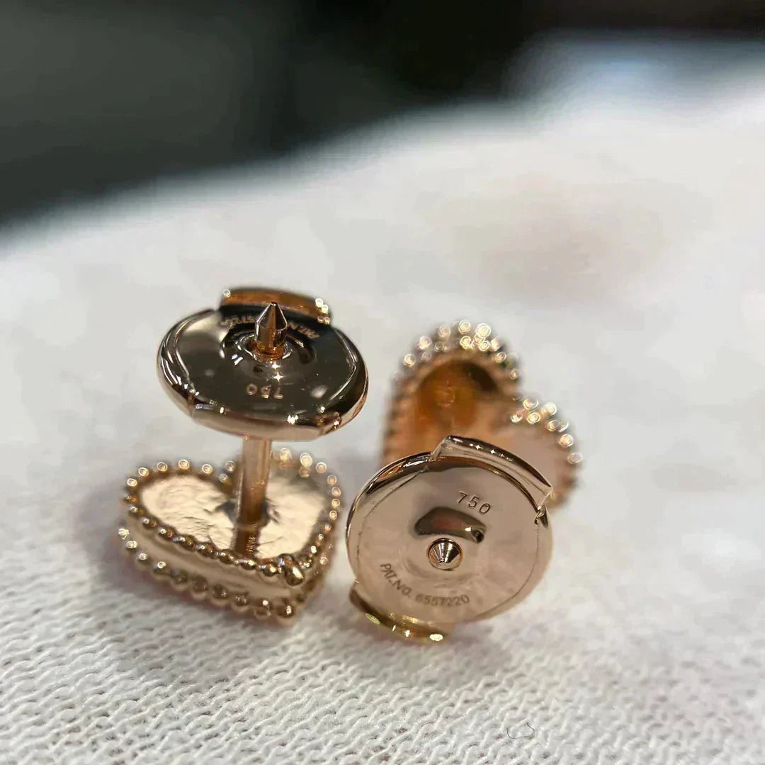 [Marins]HEART CARNELIAN STUD EARRINGS