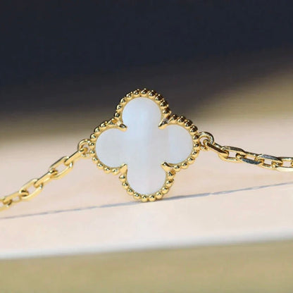 [Marins]CLOVER 20 MOTIFS WHITE MOP NECKLACE