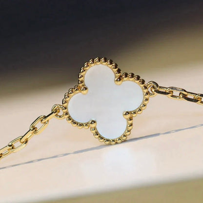 [Marins]CLOVER 20 MOTIFS WHITE MOP NECKLACE