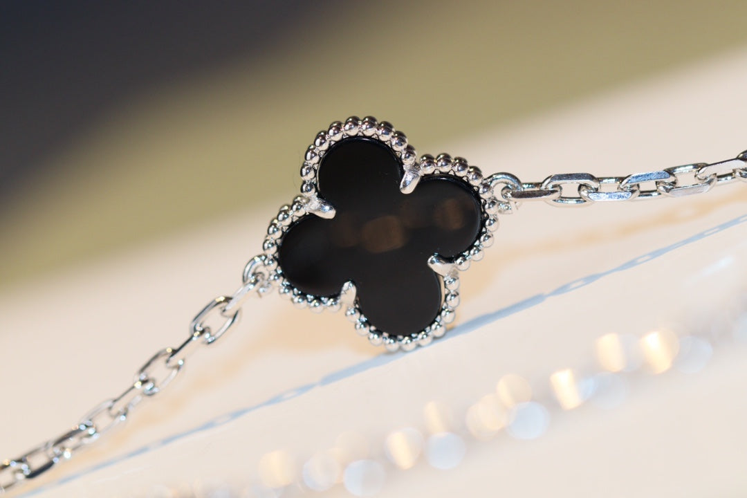 [Marin-Jewelry]CLOVER 20 MOTIFS ONYX DIAMOND SILVER