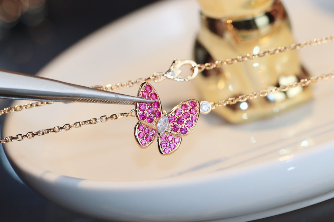 [Marins]BUTTERFLY RED DIAMOND Marins GOLD NECKLACE
