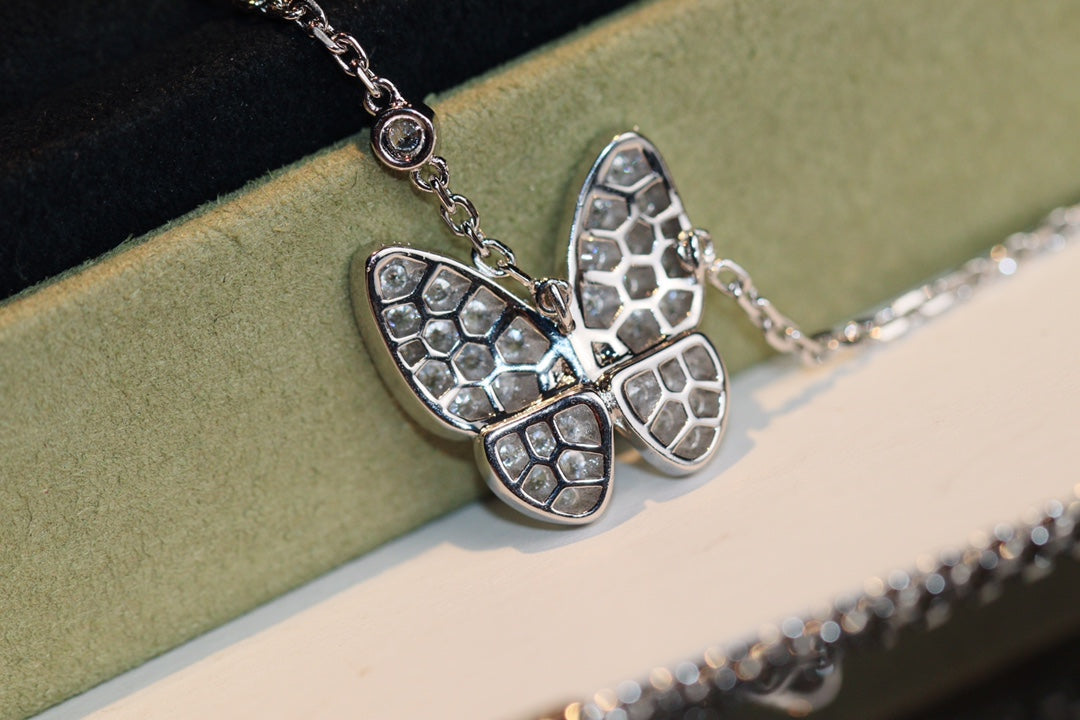 [Marins]BUTTERFLY DIAMOND NECKLACE