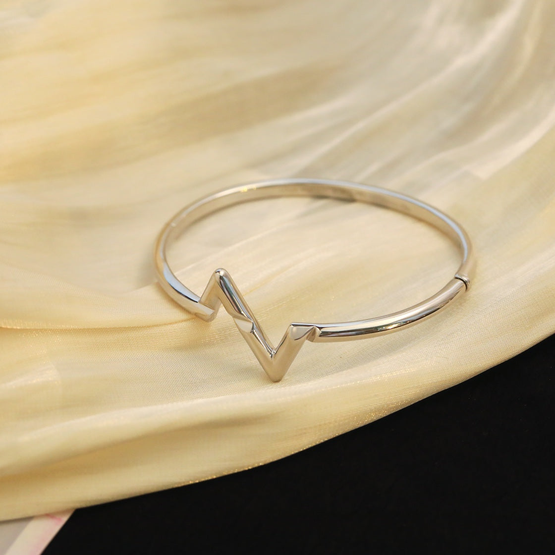 [Marin-Jewelry]VOLTE UPSITE DOWN BRACELET