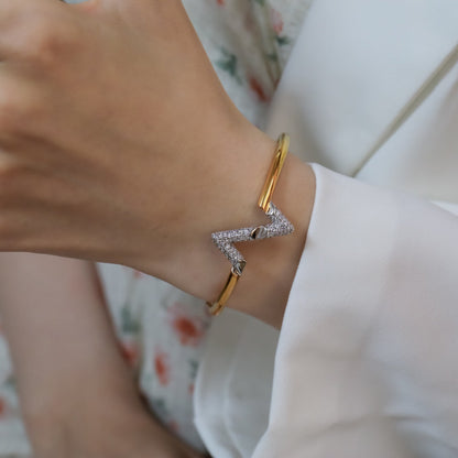 [Marins]VOLTE UPSITE DOWN GOLD DIAMOND BRACELET