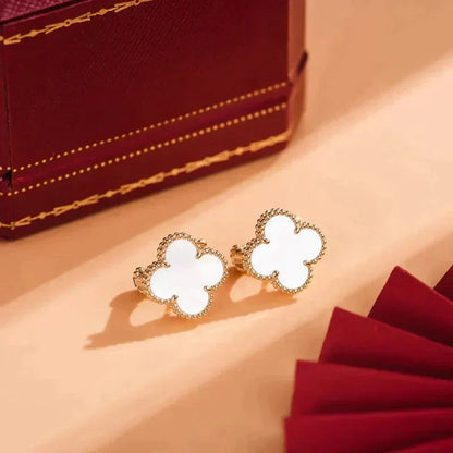 [Marins]CLOVER MEDIUM 1 MOTIFS  WHITE MOP STUD EARRINGS