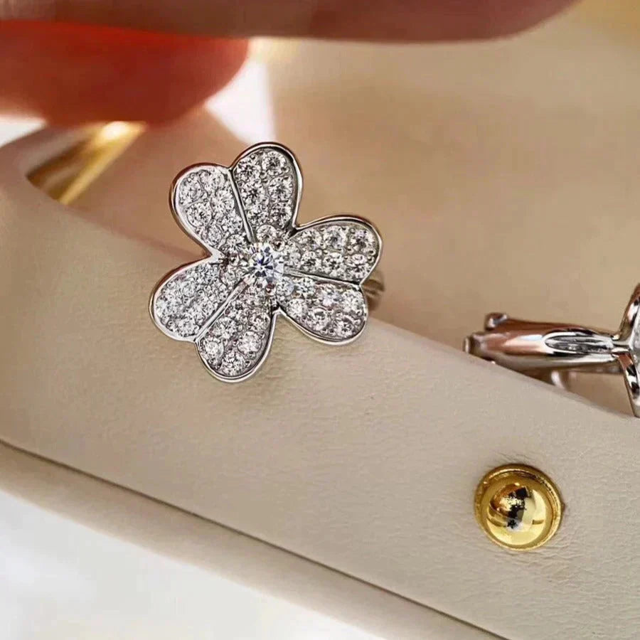 [Marins]CLOVER COMOS DIAMOND EARRINGS SILVER