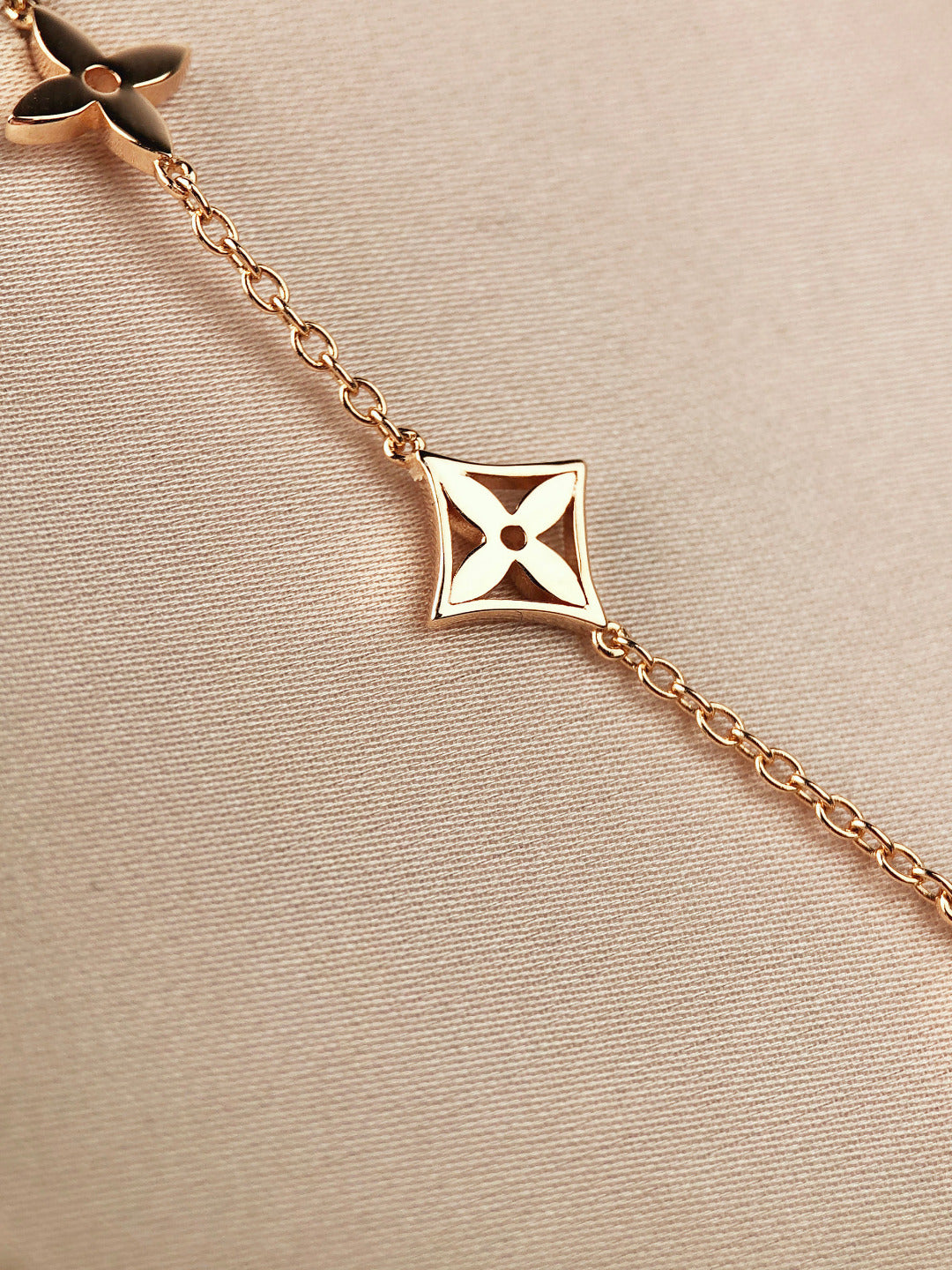 [Marins]STAR AND SUN 7 MOTIFS GOLD BRACELET