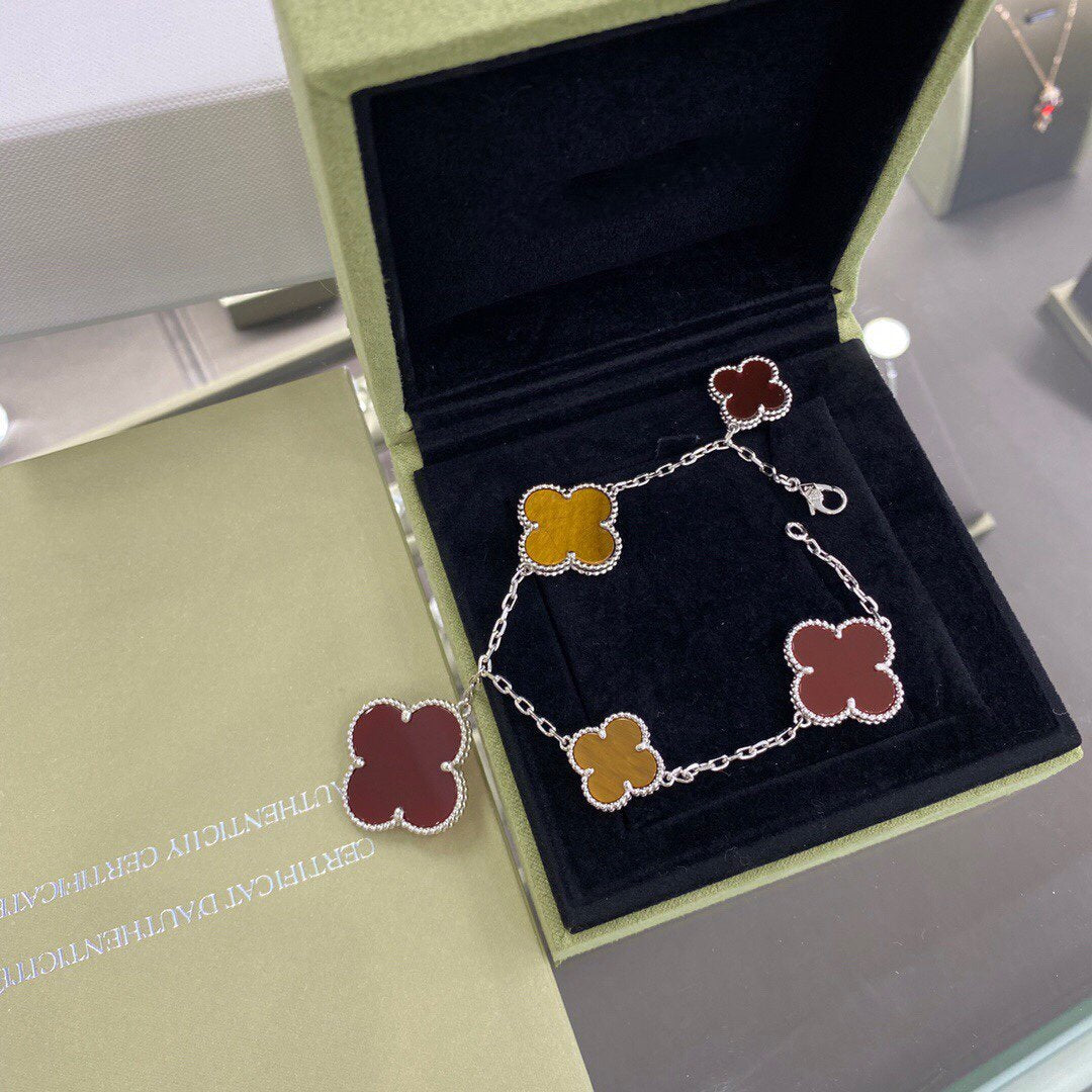 [Marins]CLOVER 5 MOTIFS SIVLER CARNELIAN TIGER EYE BRACELET