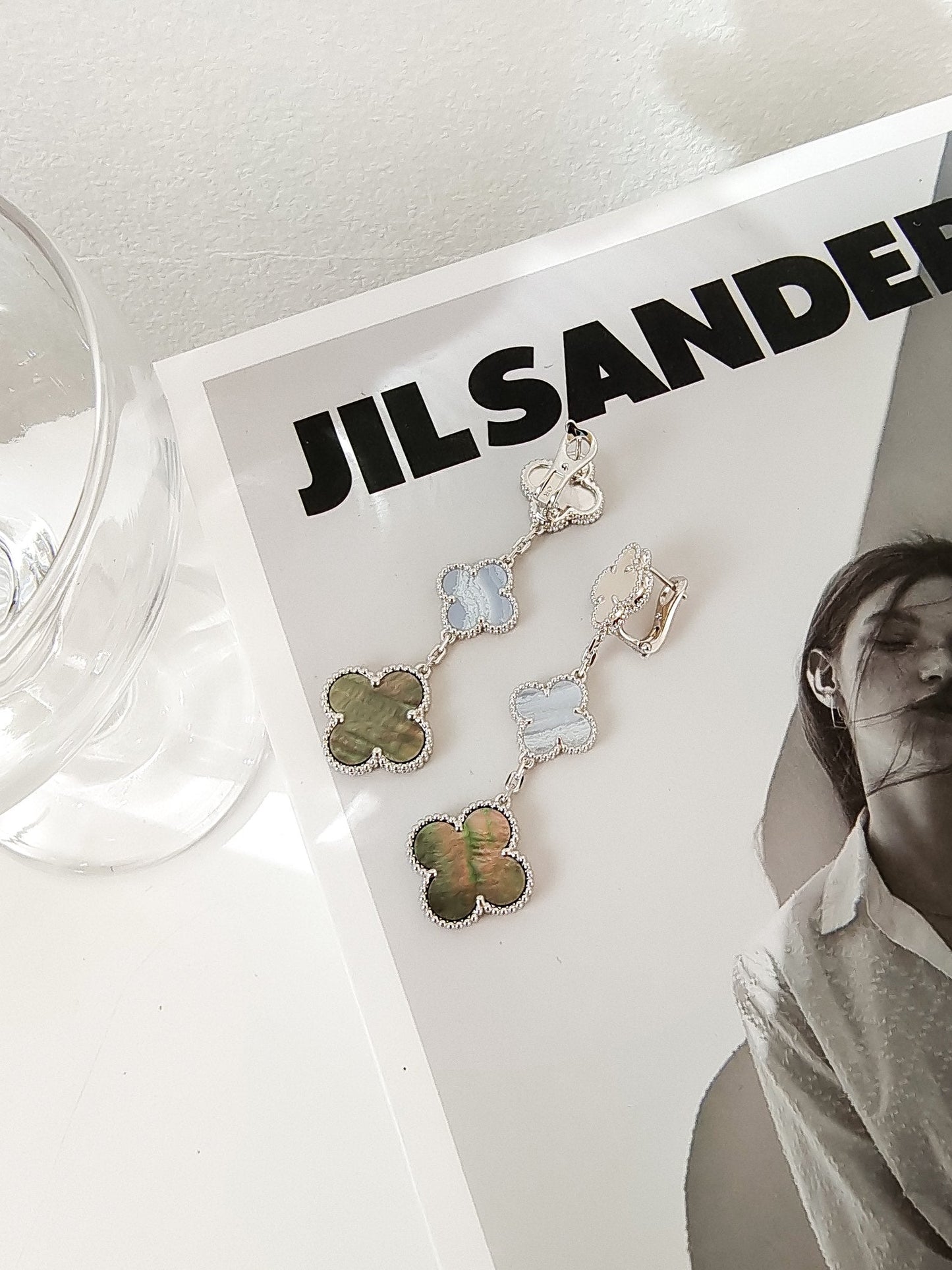 [Marins]CLOVER 3 MOTIFS CHALCEDONY DARK MOP SILVER EARRINGS