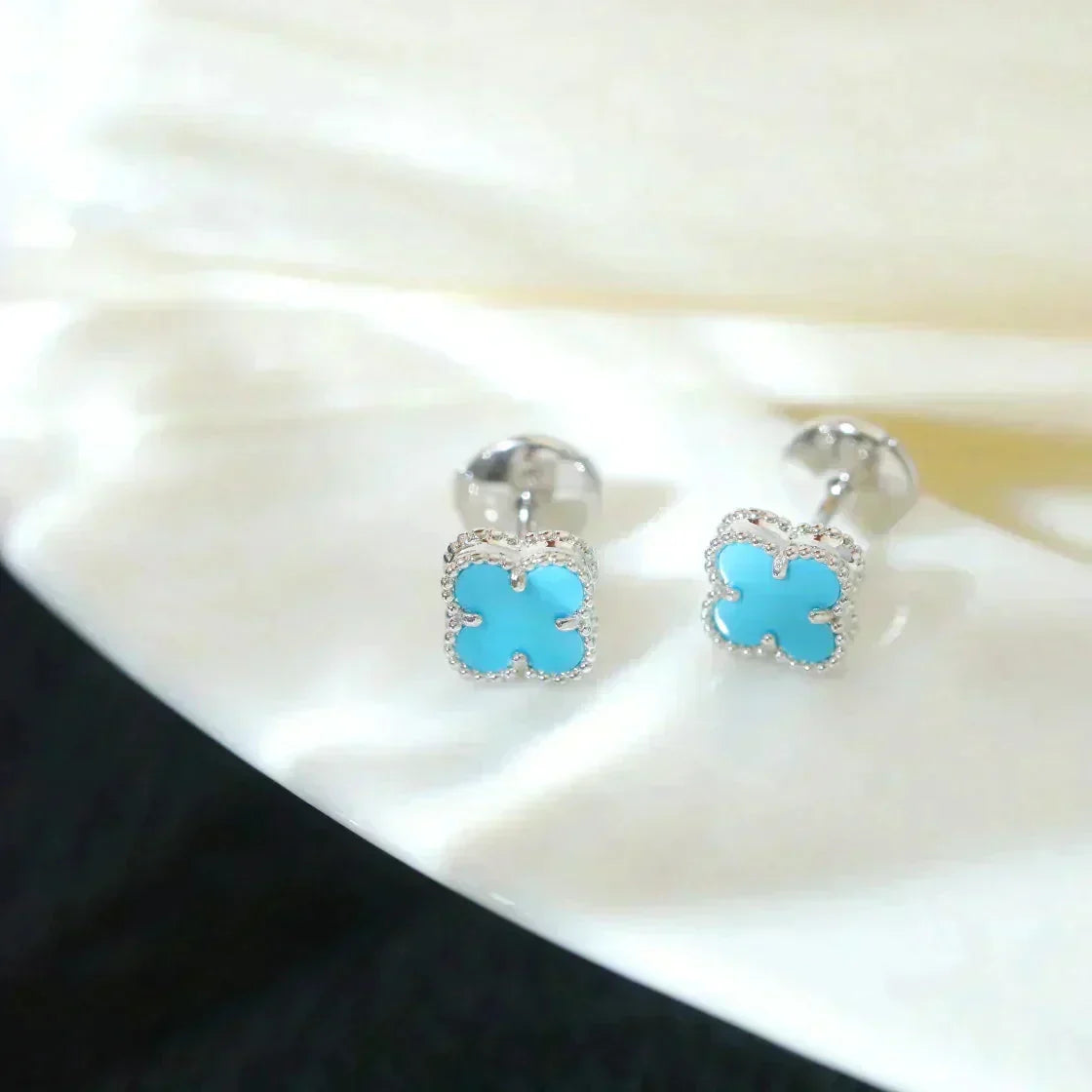 [Marins]CLOVER MINI 9.5MM ONYX STUD EARRINGS SILVER