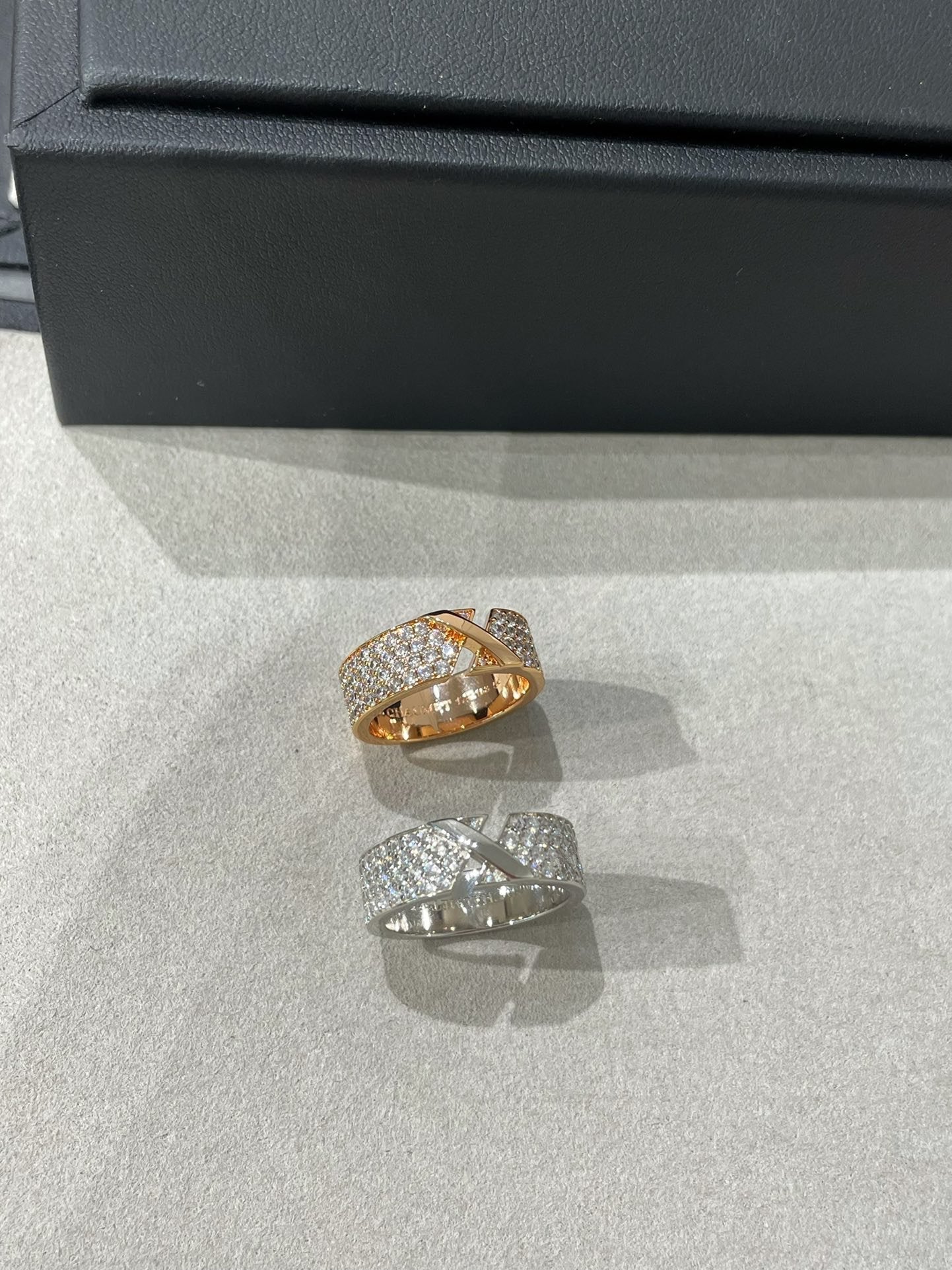 [Marins]LIENS EVIDENCE  DIAMOND PAVED RING