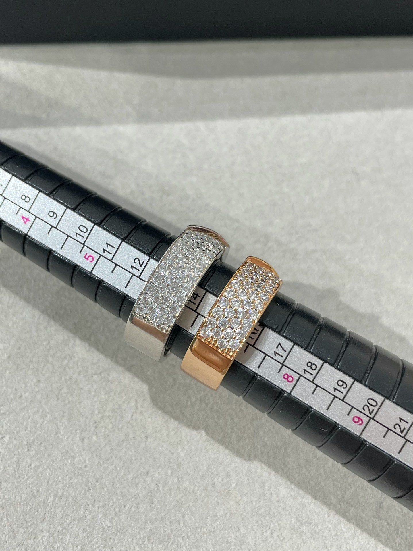 [Marins]LIENS EVIDENCE  DIAMOND PAVED RING