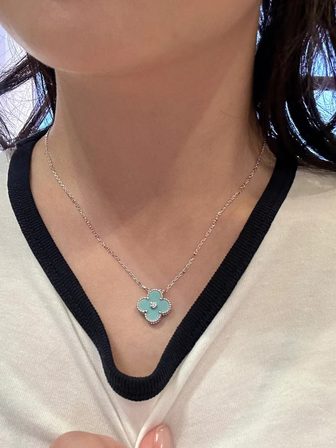 [Marins]CLOVER 1 DIAMOND LIGHT BLUE SILVER NECKLACE