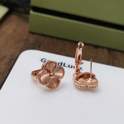 [Marins]CLOVER MEDIUM STUD EARRINGS