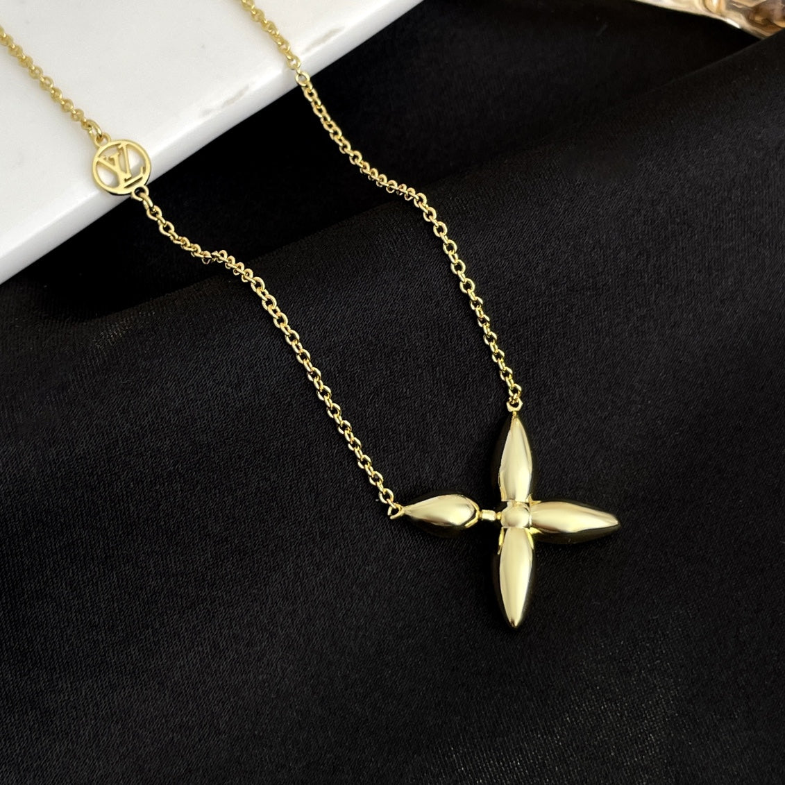 [Marins]LOUISETTE GOLD NECKLACE