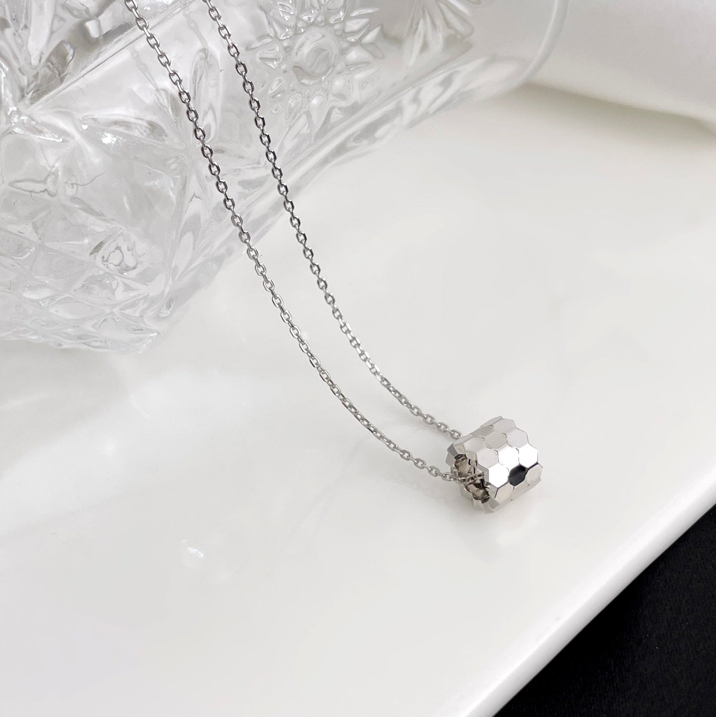 [Marins]BEE MINI NECKLACE