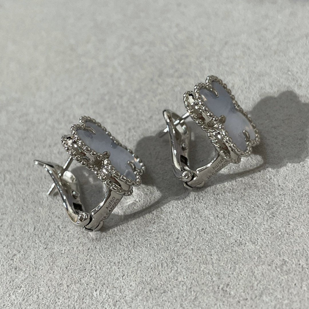 [Marins]CLOVER CHALCEDONY SILVER STUD EARRINGS
