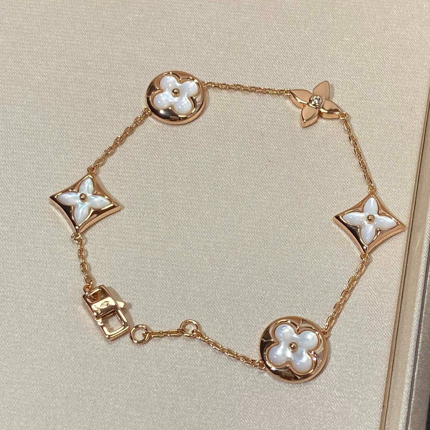 [Marins]STAR AND SUN 5 MOTIF MOP PINK GOLD BRACELET