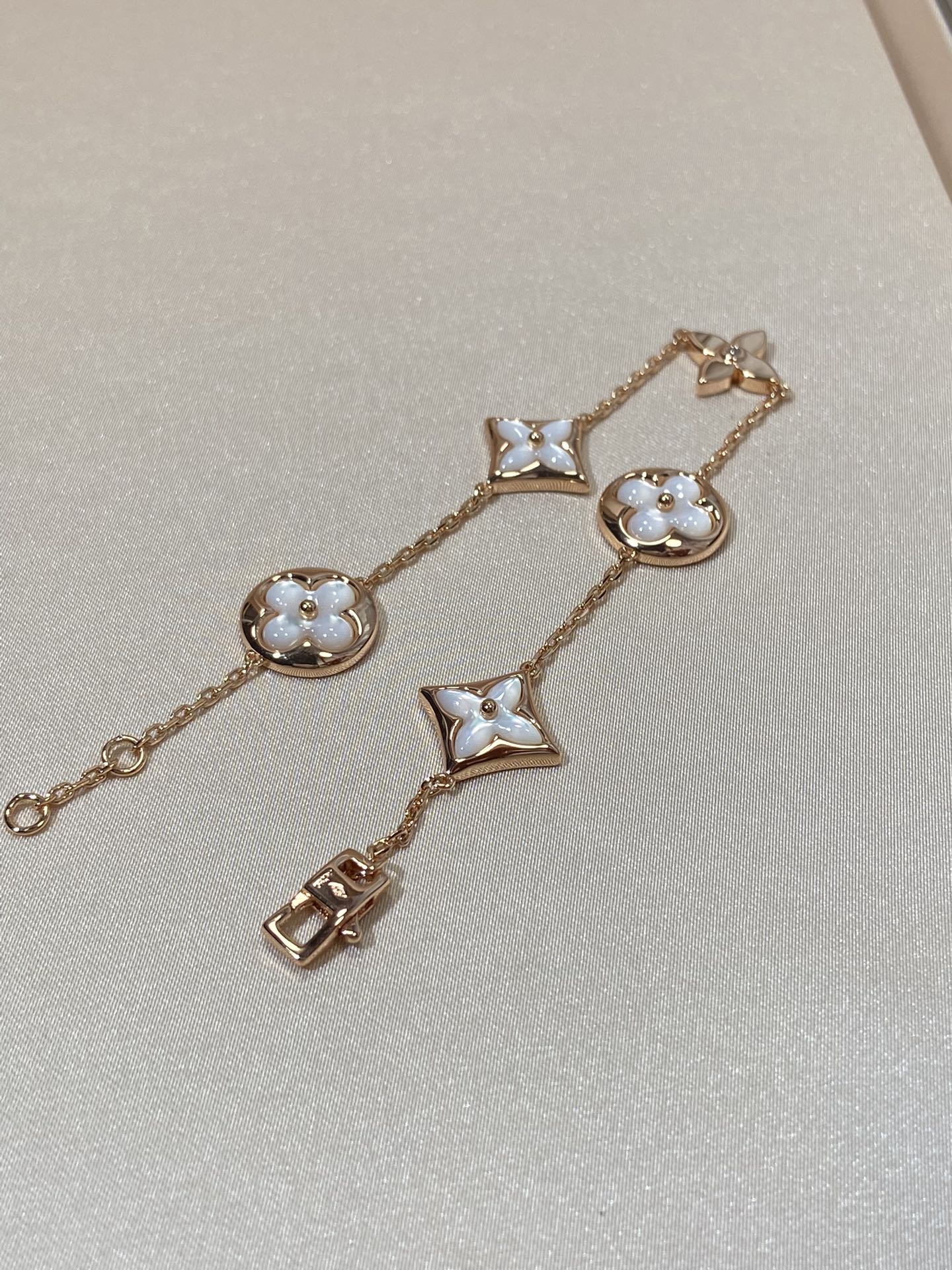 [Marins]STAR AND SUN 5 MOTIF MOP PINK GOLD BRACELET