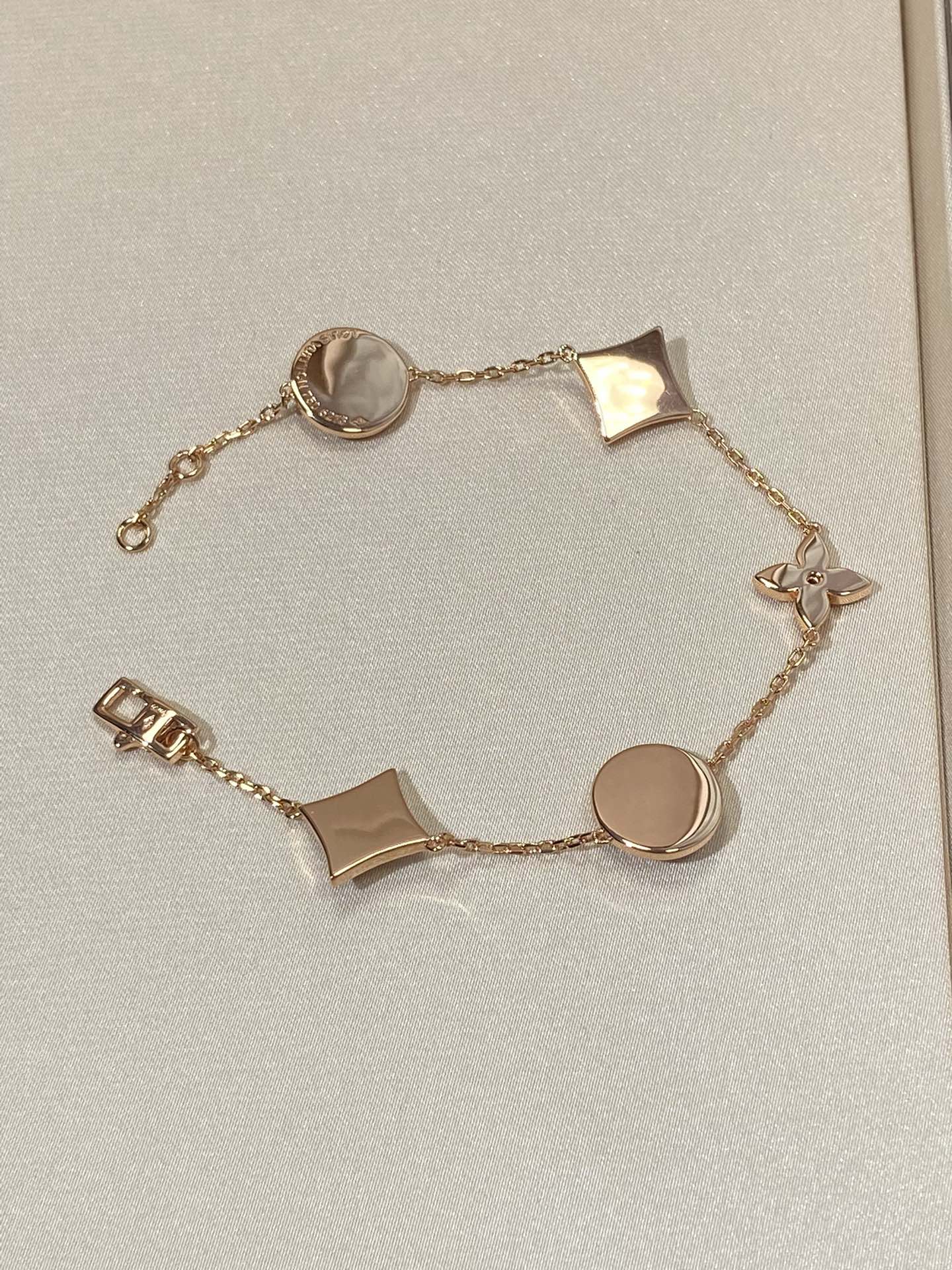 [Marins]STAR AND SUN 5 MOTIF MOP PINK GOLD BRACELET