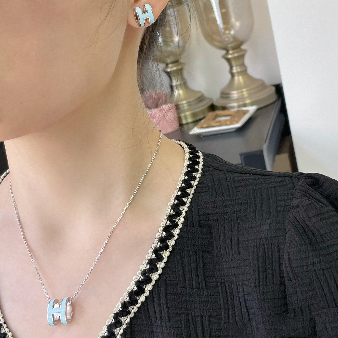 [Marins]POP H SKY BLUE NECKLACE