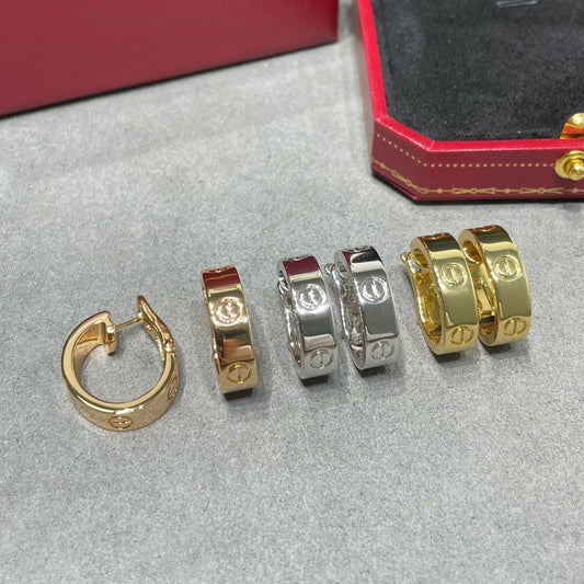 [マリン]LOVE 5.5MM ピアス
