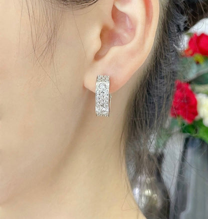 [Marins]LOVE 5.5MM DIAMOND PAVED EARRINGS