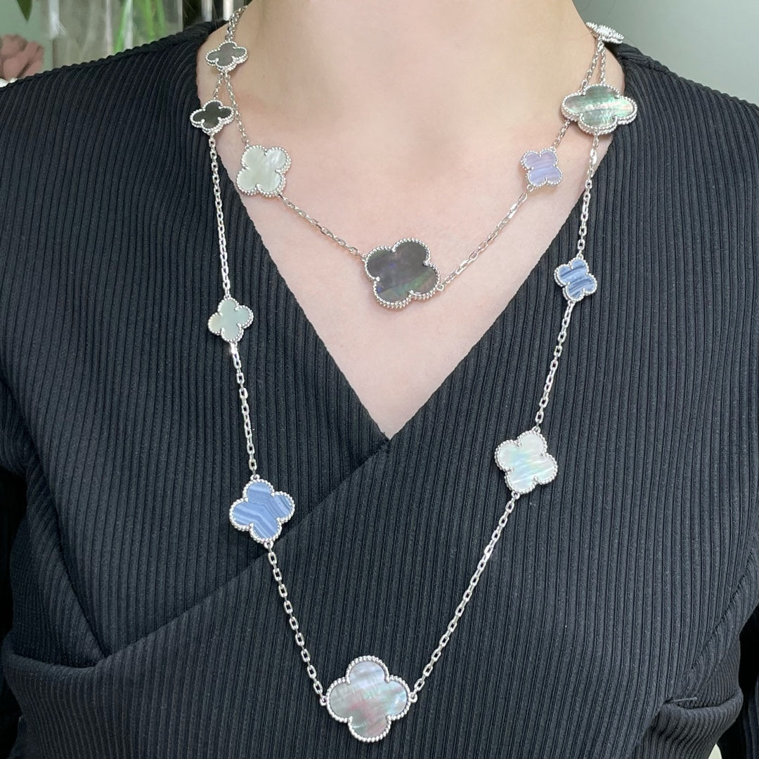 [Marins]CLOVER 16 MOTIF CHALCEDONY MOP SILVER NECKLACE