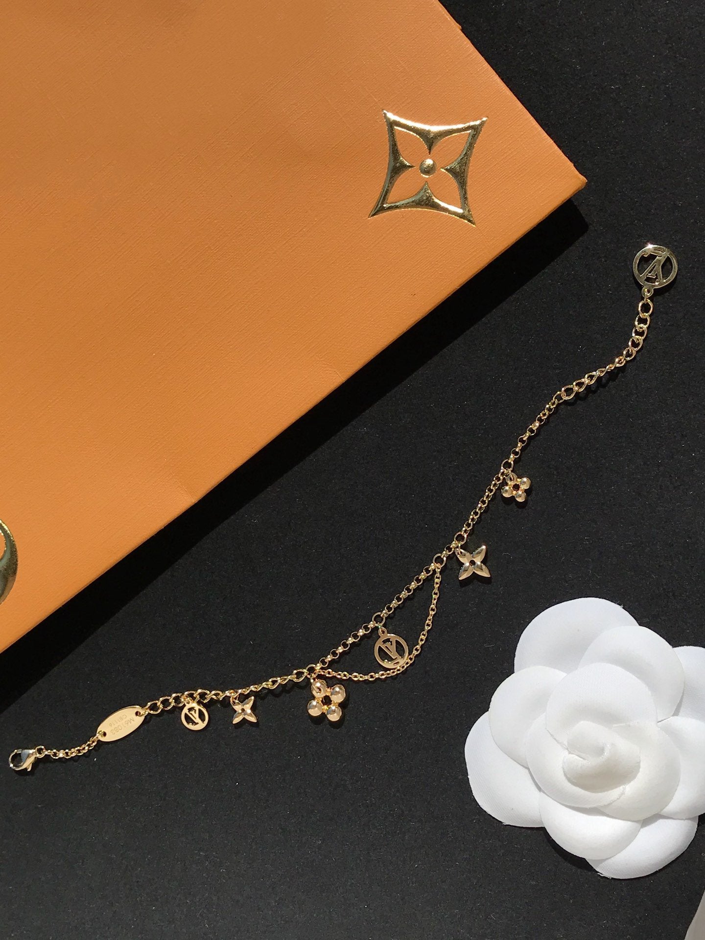 [Marins]BLOOMING PINK GOLD MOP BRACELET