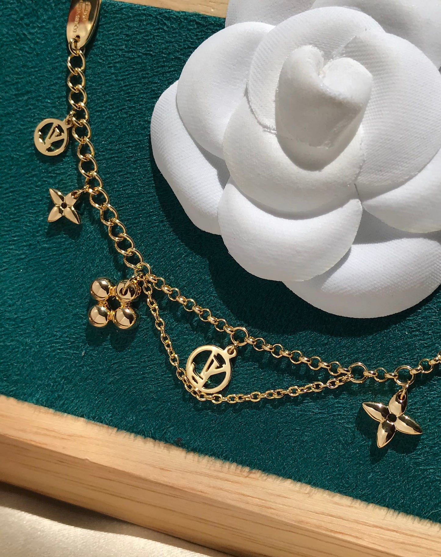 [Marins]BLOOMING PINK GOLD MOP BRACELET