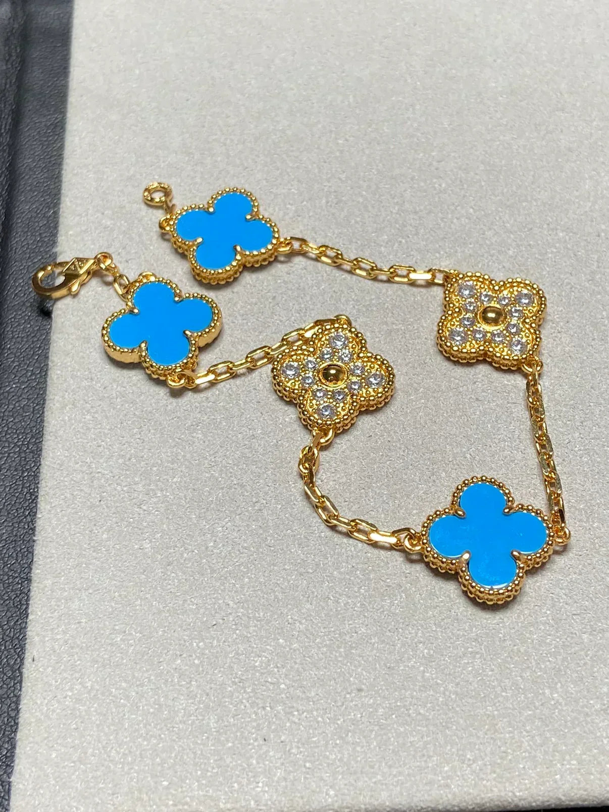 [Marins] CLOVER 5 MOTIF BLUE AGATE BRACELET COLLECTION