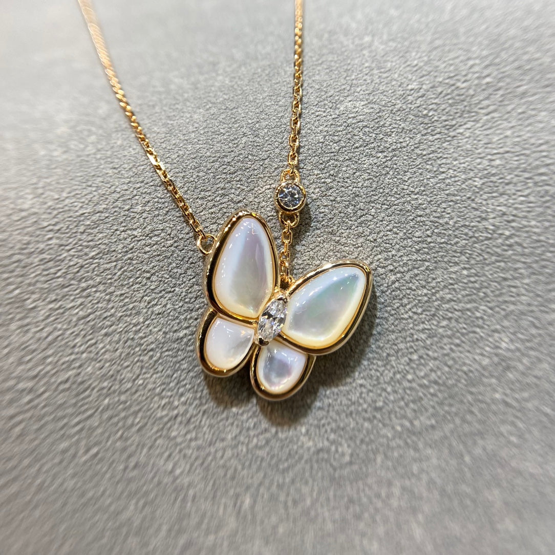 [Marins]BUTTERFLY MOP DIAMOND NECKLACE