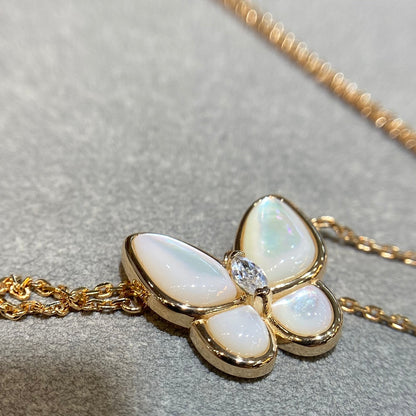 [Marins]BUTTERFLY MOP DIAMOND NECKLACE