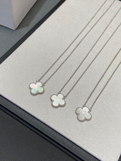[Marins]CLOVER MEDIUM SILVER WHITE MOP NECKLACE