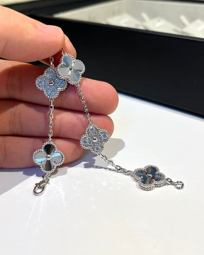 [Marins] CLOVER 5 MOTIF LASER BRACELET COLLECTION