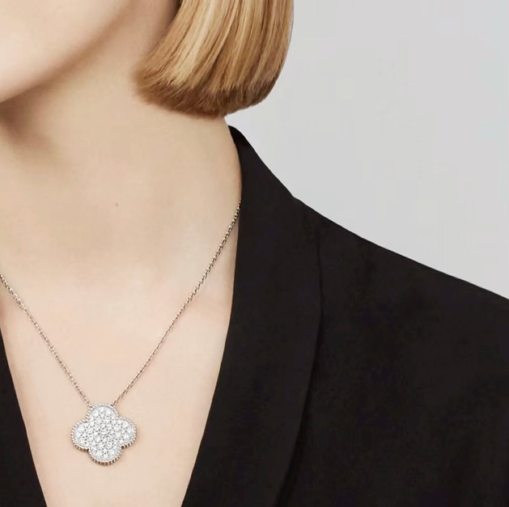 [Marins]CLOVER 25MM LARGE PENDANT DIAMOND PAVED SILVER NECKLACE