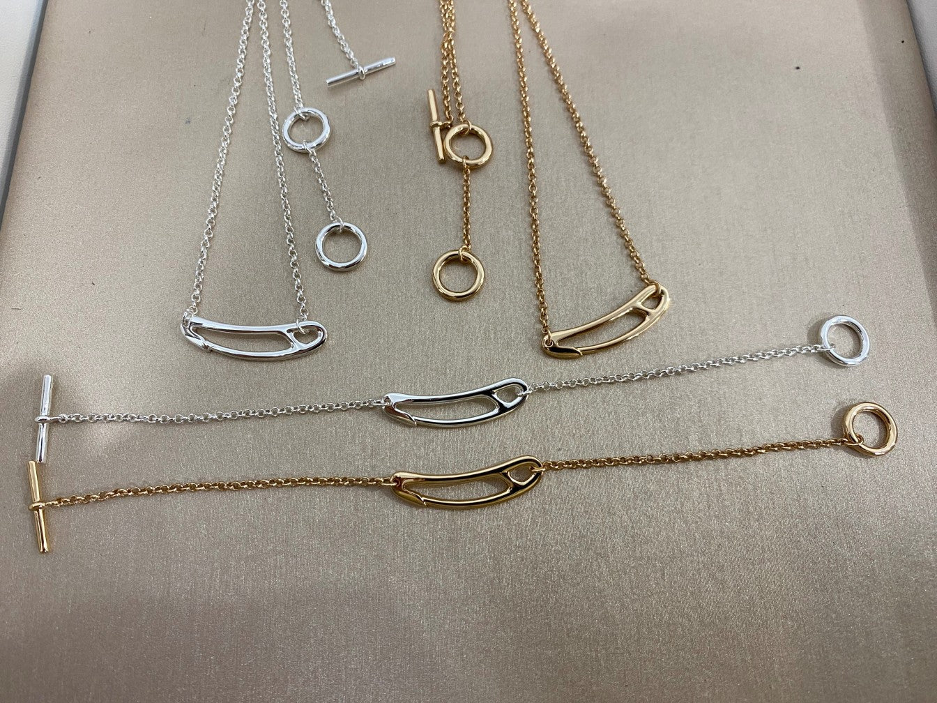 [Marins]Brooch Necklace