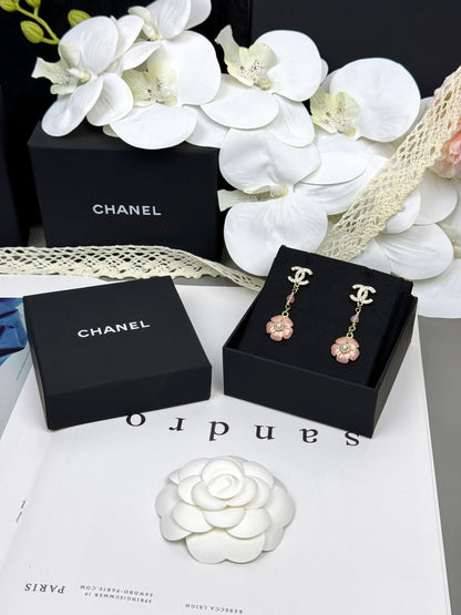 [Marins]26C Pink Camellia Enamel Pendant with Double C Earrings